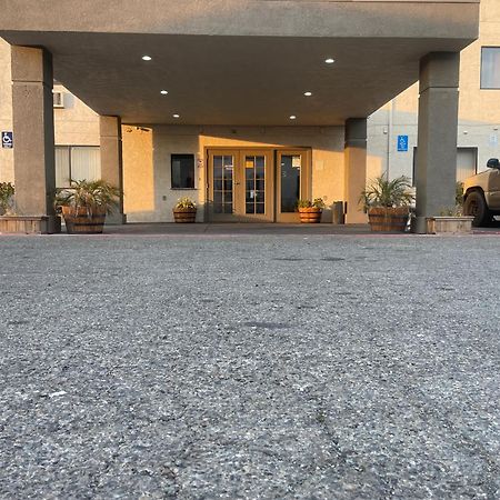 Sutter Inn Yuba City Exterior photo